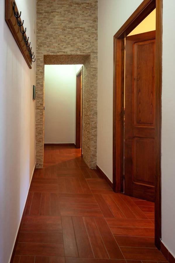 Azienda Agrituristica Le Terre Di San Leonardo 切特拉罗 外观 照片