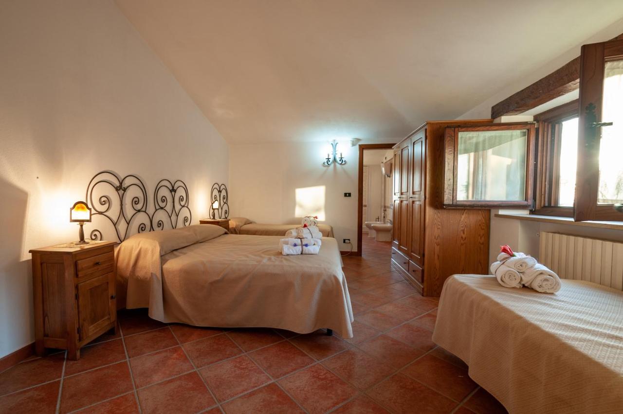 Azienda Agrituristica Le Terre Di San Leonardo 切特拉罗 外观 照片